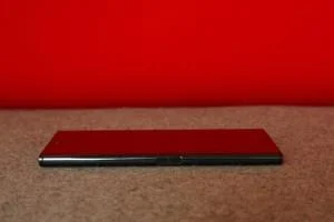 Ревю на Sony Xperia XZ Premium: Смартфонът 4K остава глуп��в, но самият телефон е супер
