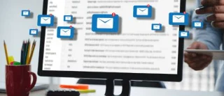 Как да насрочите имейл в Outlook