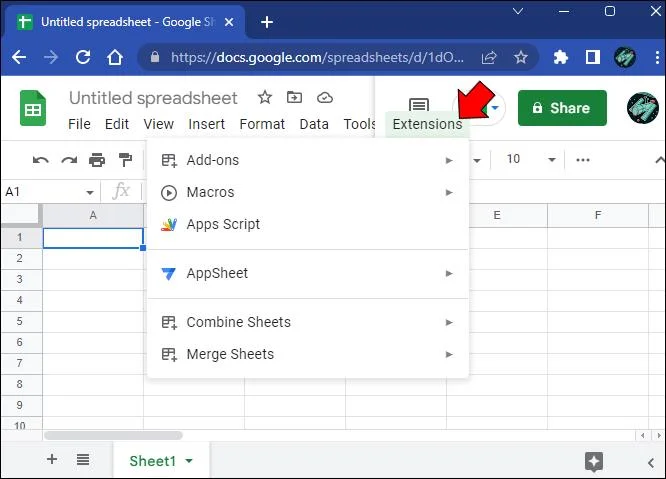 Slik slår du sammen faner i Google Sheets