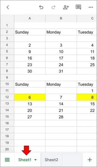 Slik slår du sammen faner i Google Sheets
