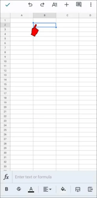 Slik slår du sammen faner i Google Sheets