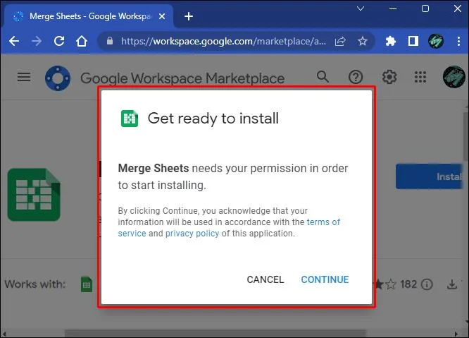 Slik slår du sammen faner i Google Sheets
