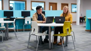 C-Learning поставя „облака на първо място“ в образованието