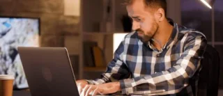 Hvernig á að hafa glugga alltaf á toppnum í Windows 11