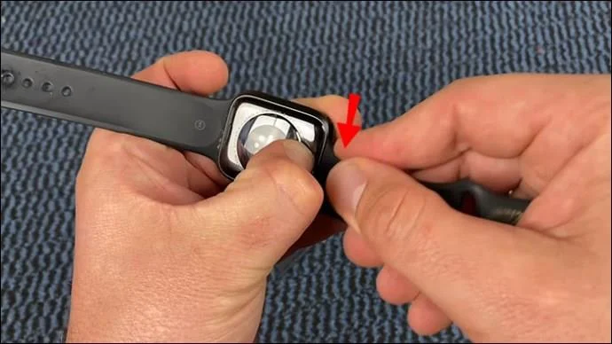 Πώς να αφαιρέσετε μια ζώνη Apple Watch