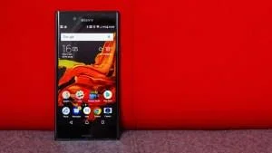 Ревю на Sony Xperia XZ Premium: Смартфонът 4K остава глупав, но самият телефон е супер