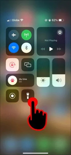 Πώς να διορθώσετε ότι ο φακός του iPhone δεν λειτουργεί