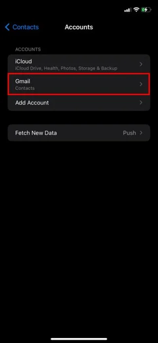 Πώς να προσθέσετε επαφές από το iPhone στο WhatsApp
