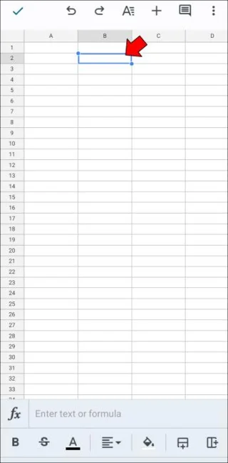 Slik slår du sammen faner i Google Sheets