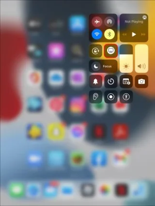 Как да копирате IPad към телевизор Samsung