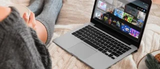 Как да изчистите или редактирате списъка за продължаване на гледане в Netflix на всяко устройство