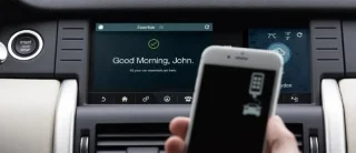 Το νέο Land Rover Discovery Sport θα σας σταματήσει να χάνετε τα κλειδιά σας
