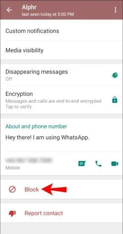 Πώς να διαγράψετε μια επαφή στο WhatsApp