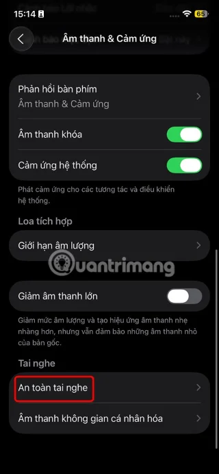 Jak vypnout varování o omezení hlasitosti sluchátek na iPhone