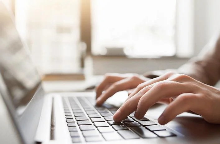 5 nejlepších nástrojů pro psaní, které vám usnadní život – průvodce pro spisovatele 5 nejlepších nástrojů pro psaní, které vám usnadní život – průvodce pro spisovatele