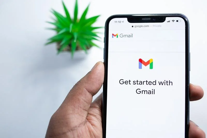 Как да използвате функцията за синхронизиране на имейли в Gmail