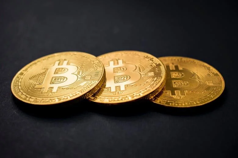 Интересувате ли се да инвестирате пари в биткойн?  Няколко важни неща, които трябва да знаете!