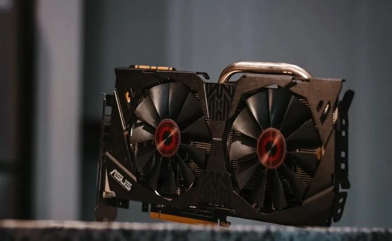 Изтичане на информация от Nvidia намеква, че мощният графичен процесор на Nvidia все още може да пусне тази година