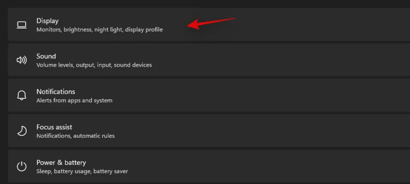 Kako preveriti in spremeniti hitrost osveževanja v sistemu Windows 11