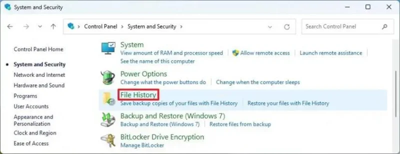 Švarus „Windows 11“ diegimas iš USB (2026 m.)